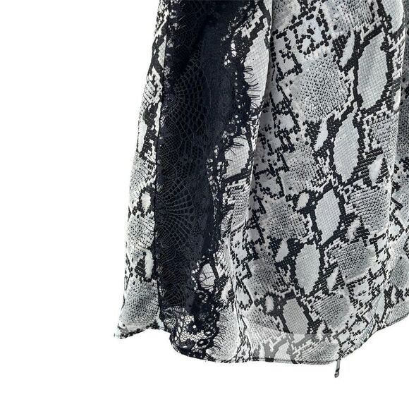 Miss Me Sweet Love Off Shoulder Long Sleeve Snake Skin Print Lace Top Small - Picture 6 of 9